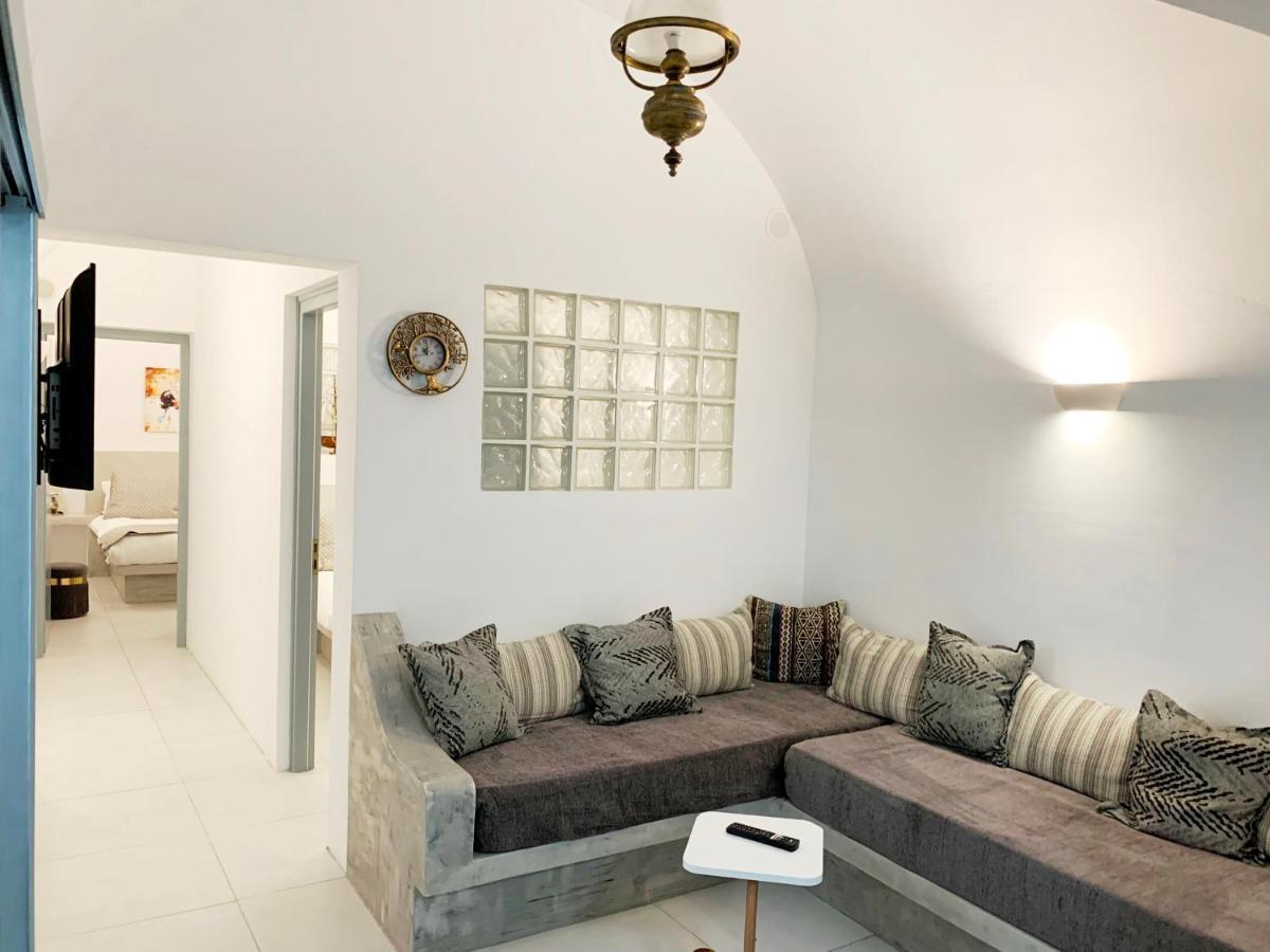 Вилла Poli Cave House Santorini Тира Экстерьер фото