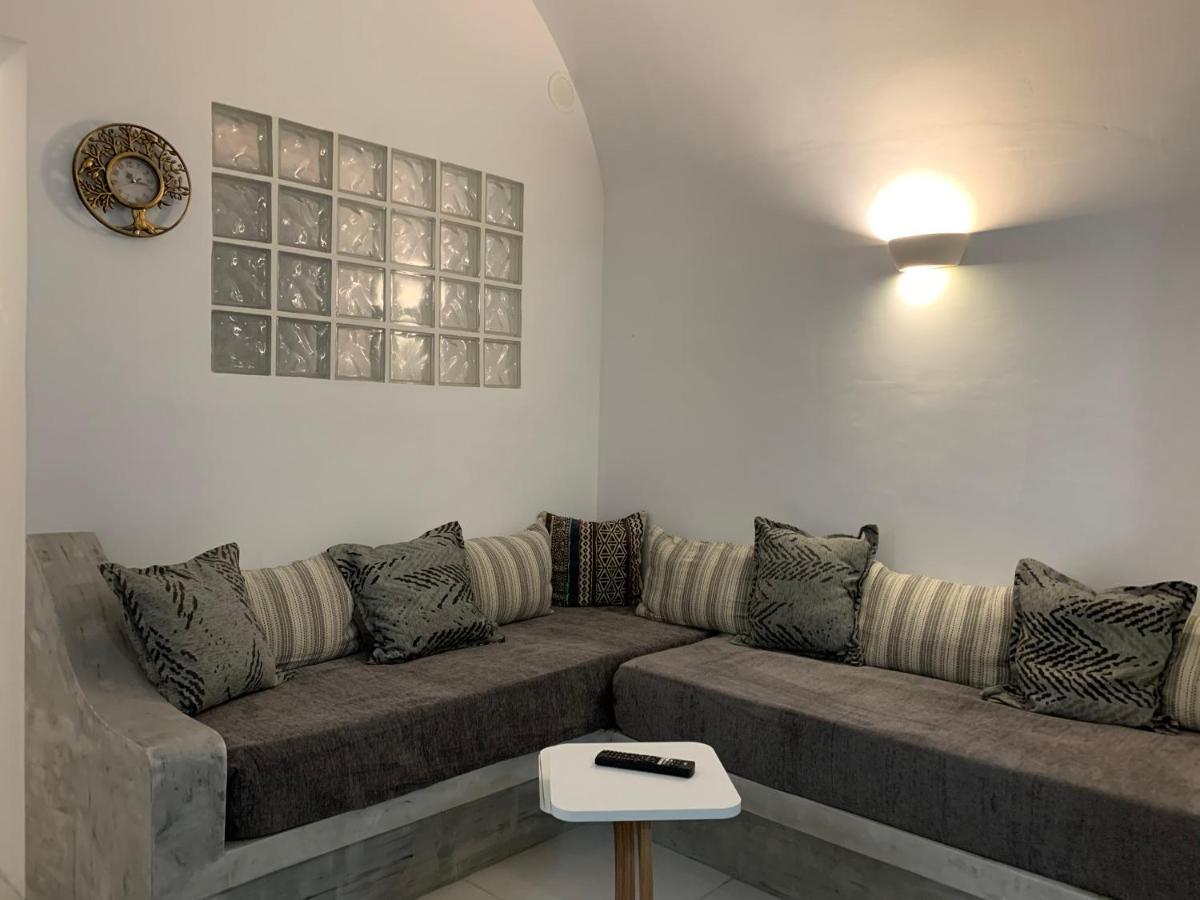 Вилла Poli Cave House Santorini Тира Экстерьер фото
