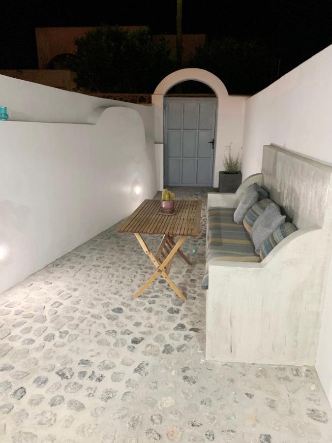 Вилла Poli Cave House Santorini Тира Экстерьер фото